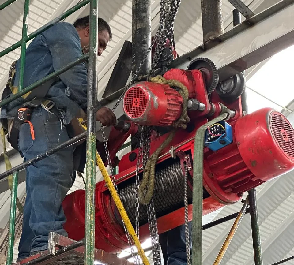 instalacion de polipasto de cable
